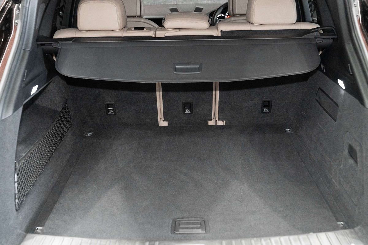 2018 Porsche Cayenne  9YA
