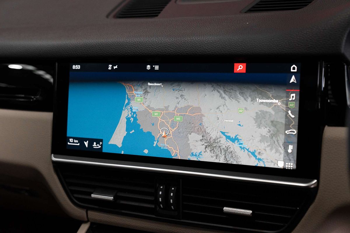 2018 Porsche Cayenne  9YA
