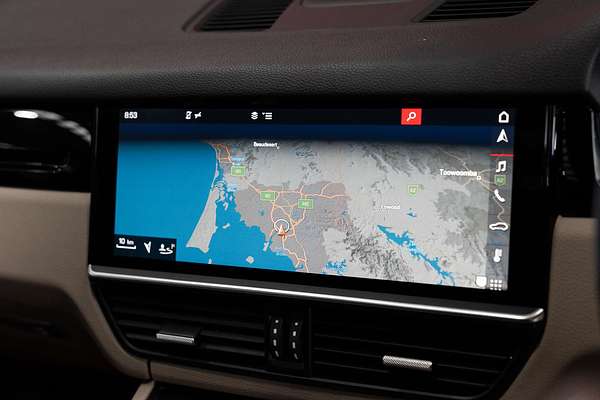 2018 Porsche Cayenne  9YA