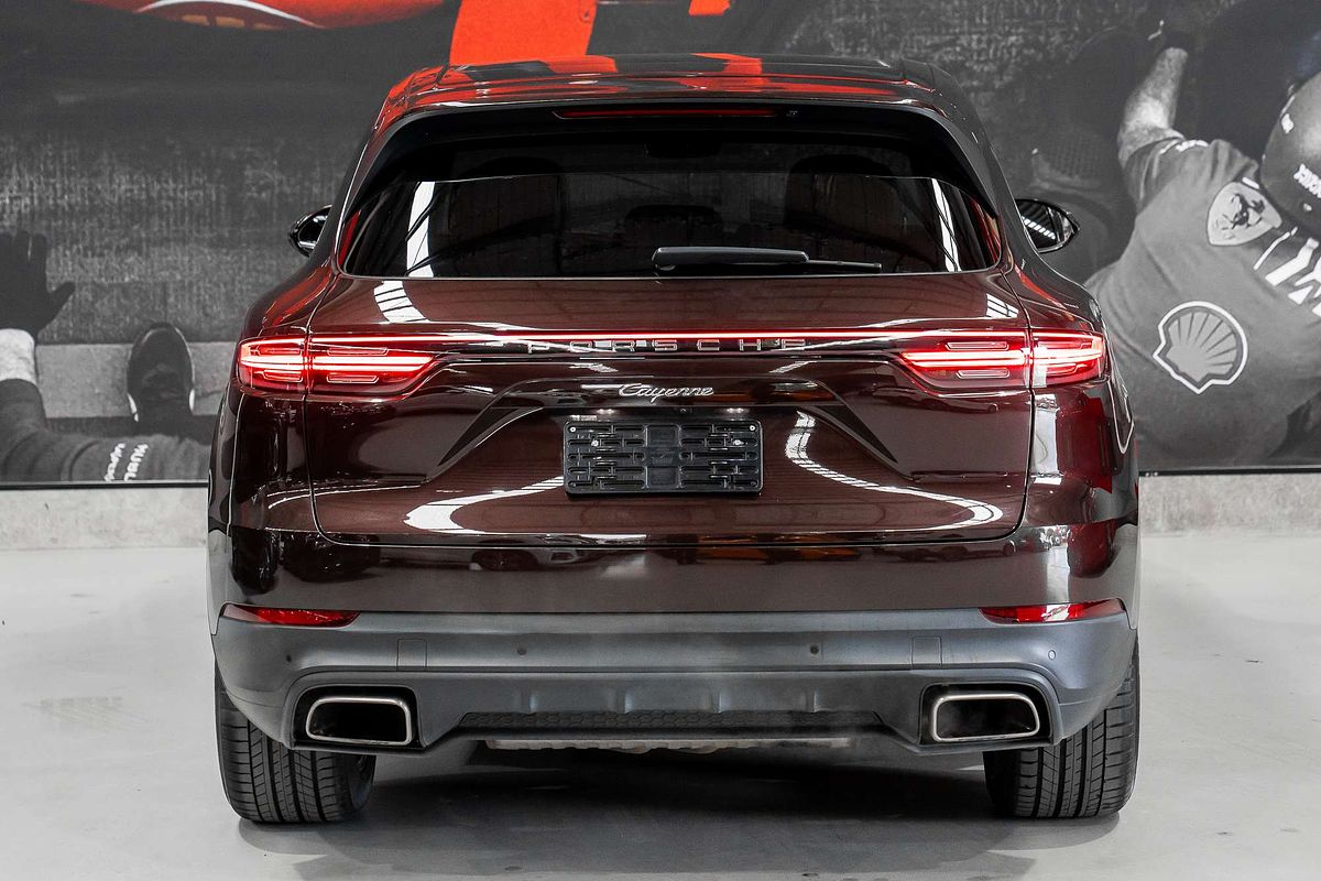 2018 Porsche Cayenne  9YA