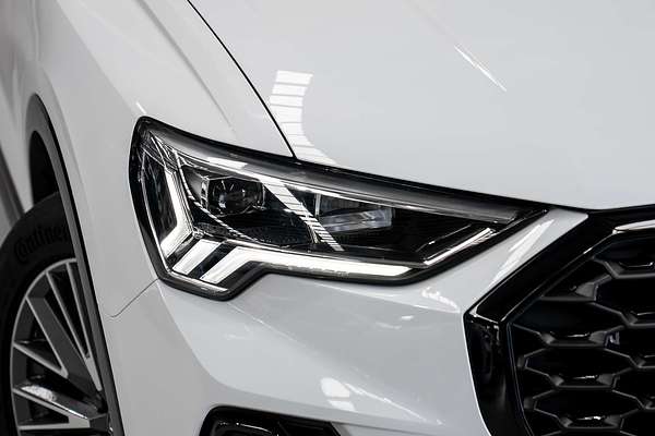 2020 Audi Q3 35 TFSI S line F3