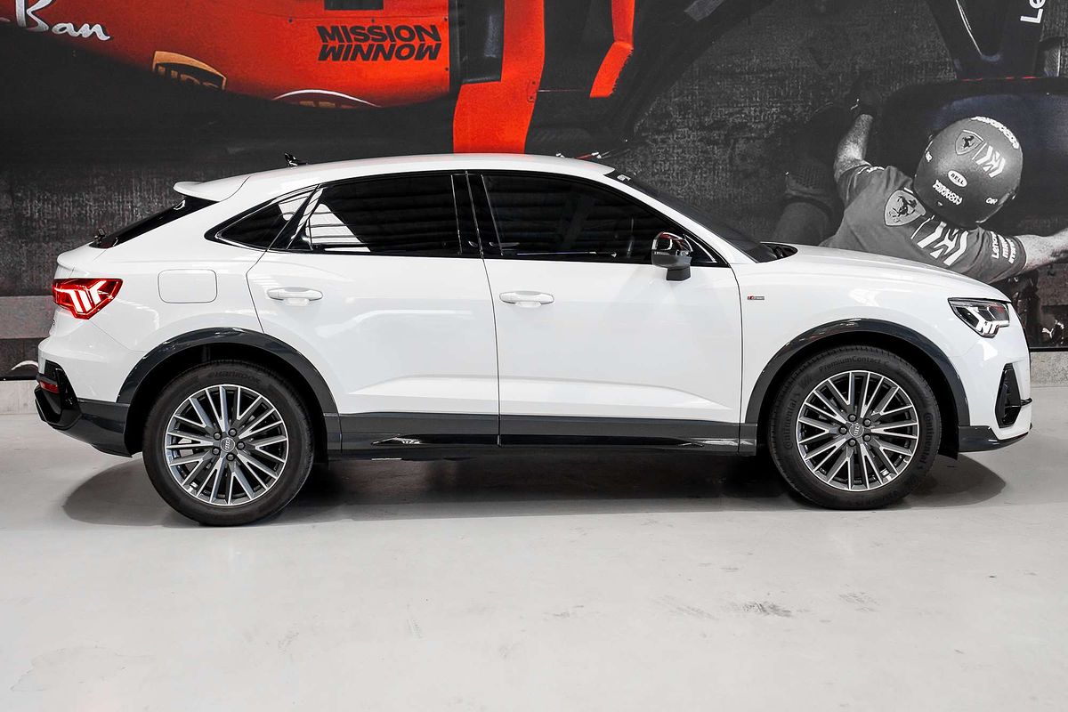 2020 Audi Q3 35 TFSI S line F3