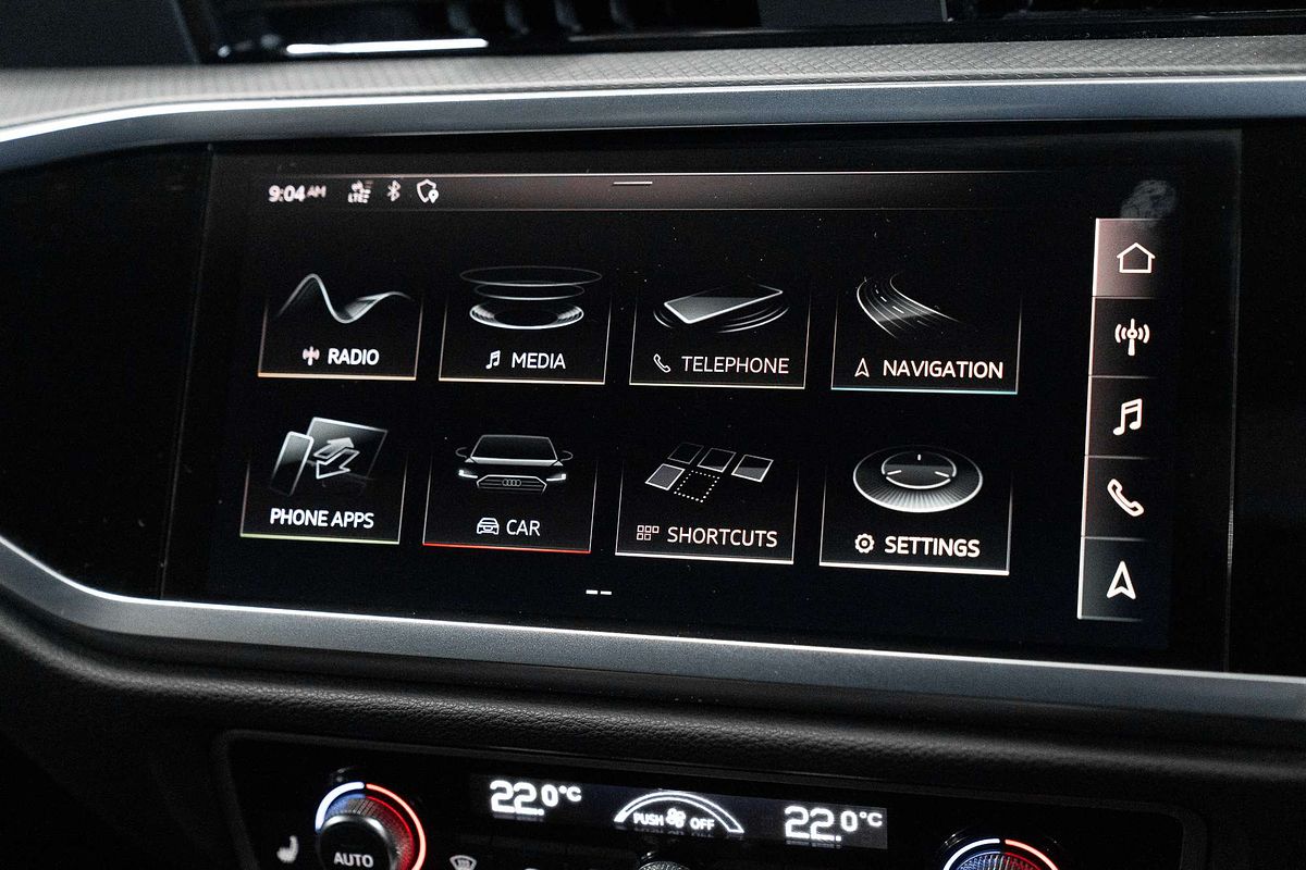 2020 Audi Q3 35 TFSI S line F3