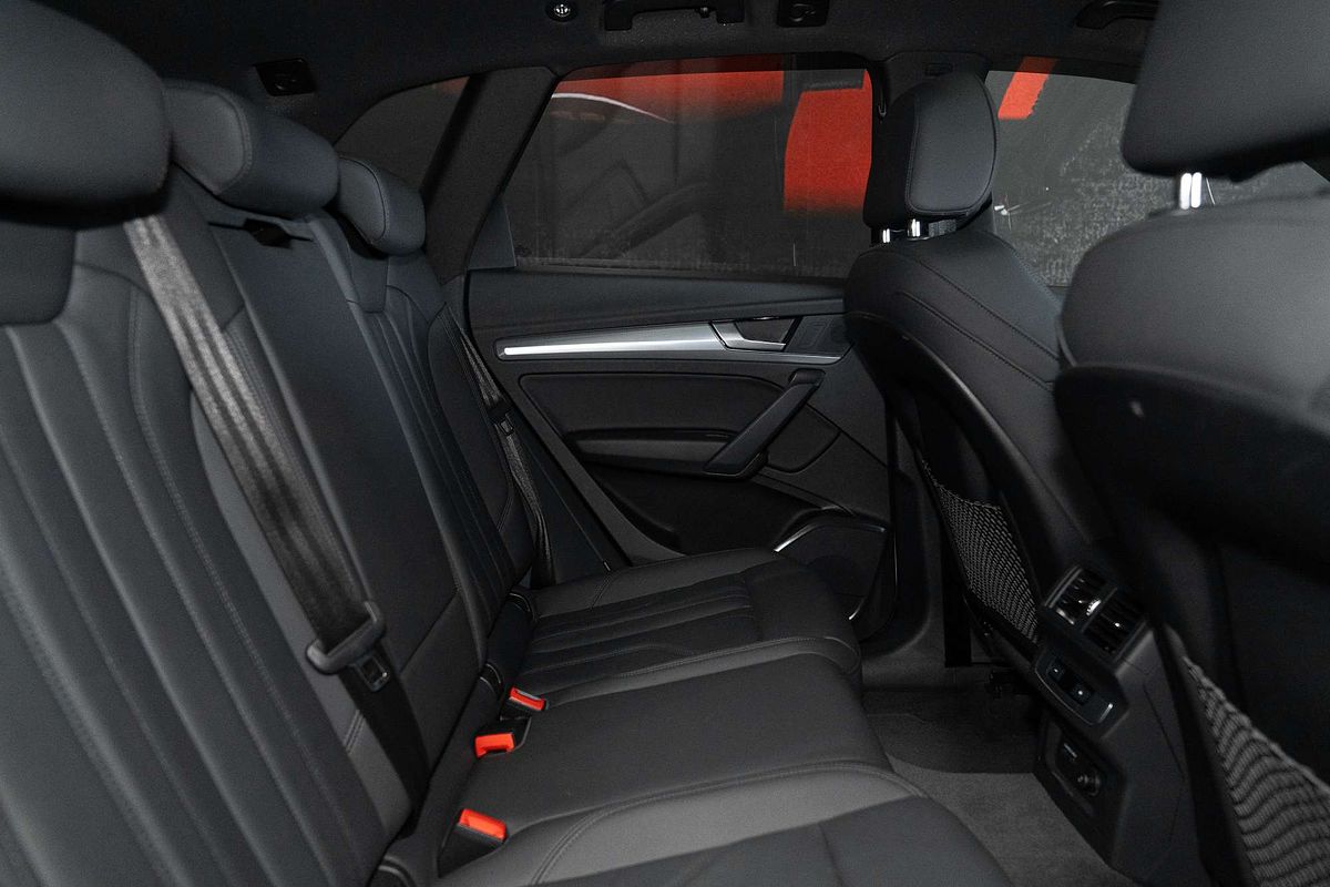 2021 Audi Q5 40 TDI Sport FY