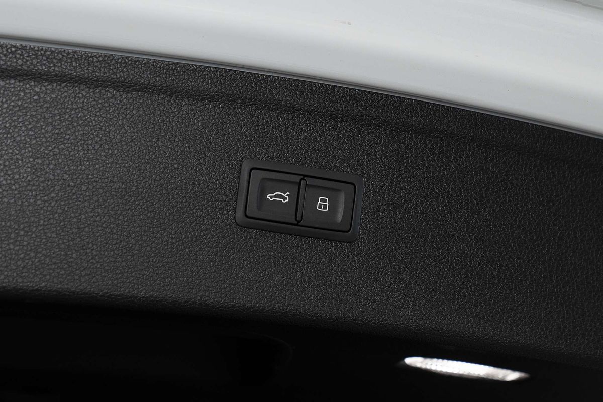 2021 Audi Q5 40 TDI Sport FY