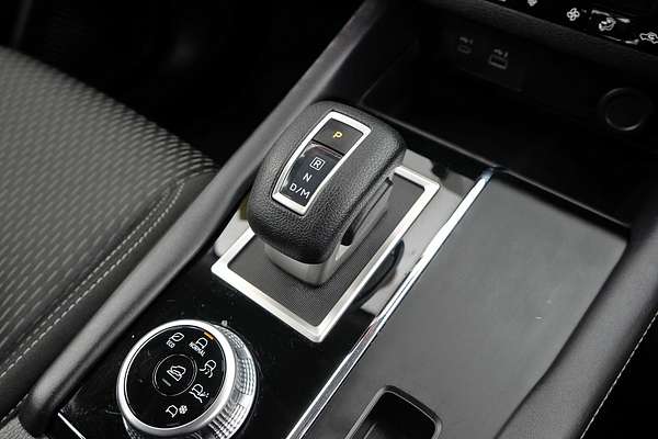 2023 Mitsubishi Outlander ES ZM