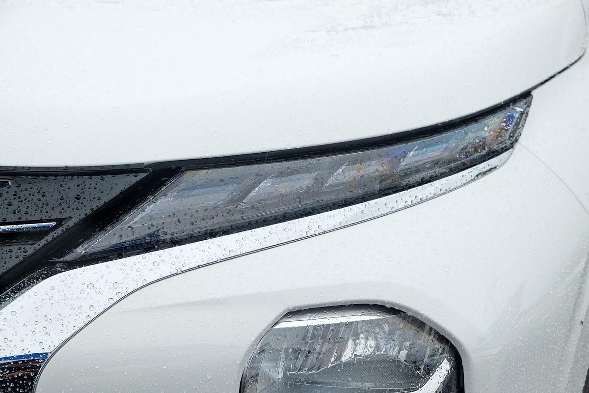 2023 Mitsubishi Outlander ES ZM