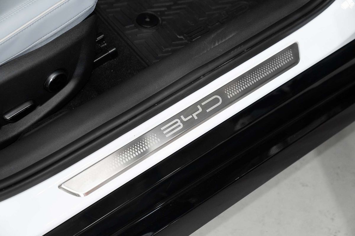 2024 BYD Seal Premium