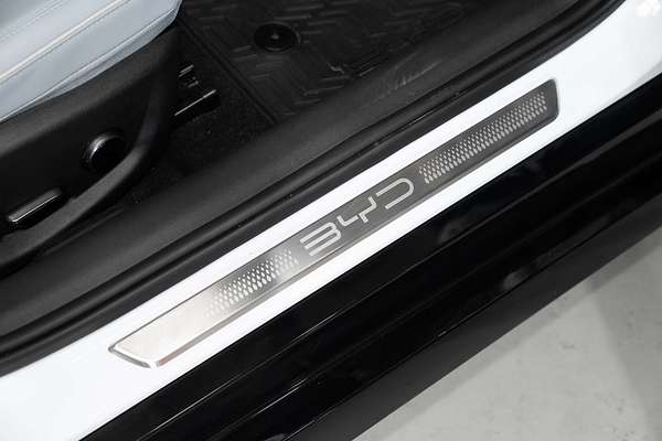2024 BYD Seal Premium