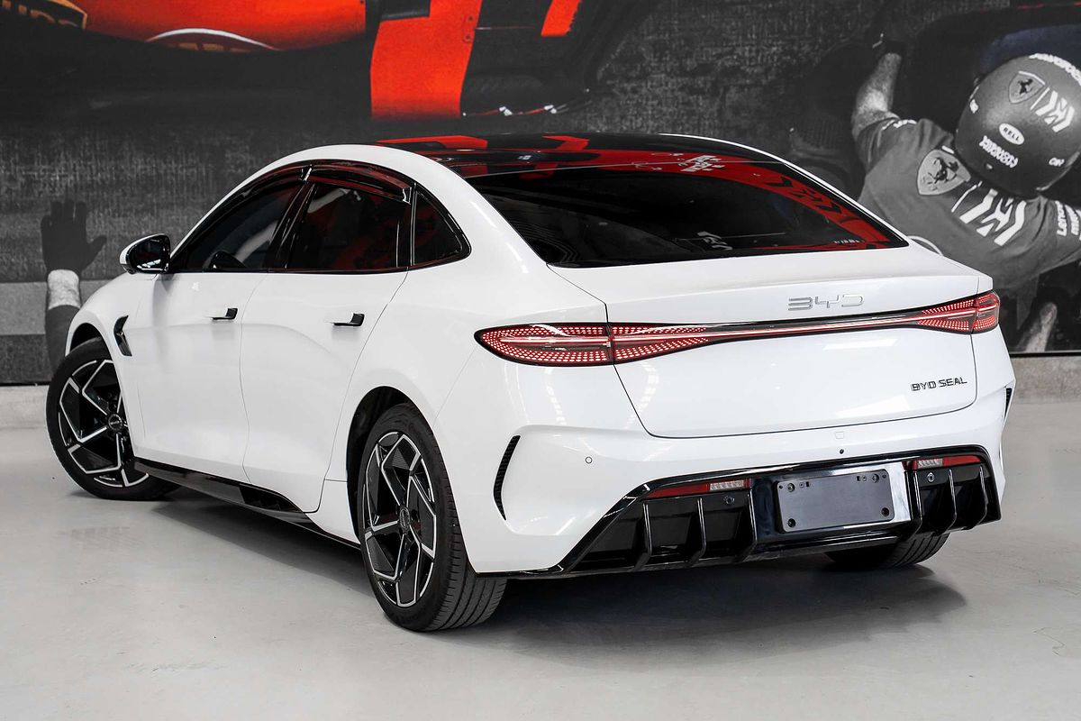 2024 BYD Seal Premium
