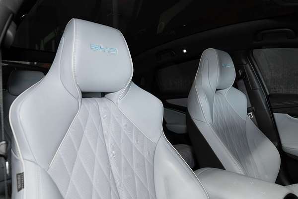 2024 BYD Seal Premium