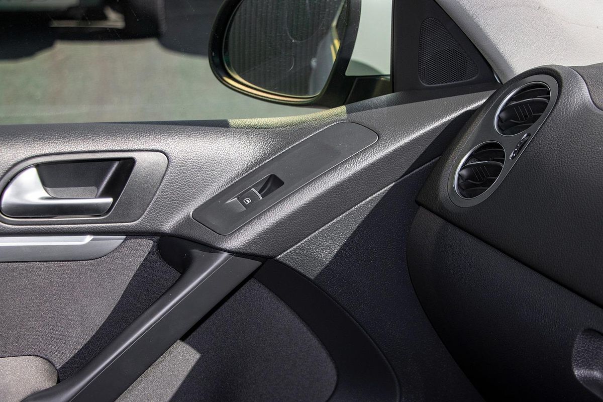 2014 Volkswagen Tiguan 130TDI 5N