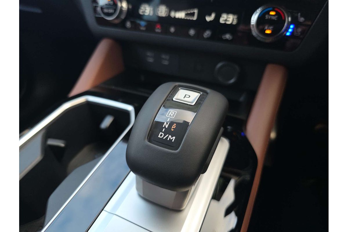 2025 Mitsubishi Outlander Exceed Tourer ZM