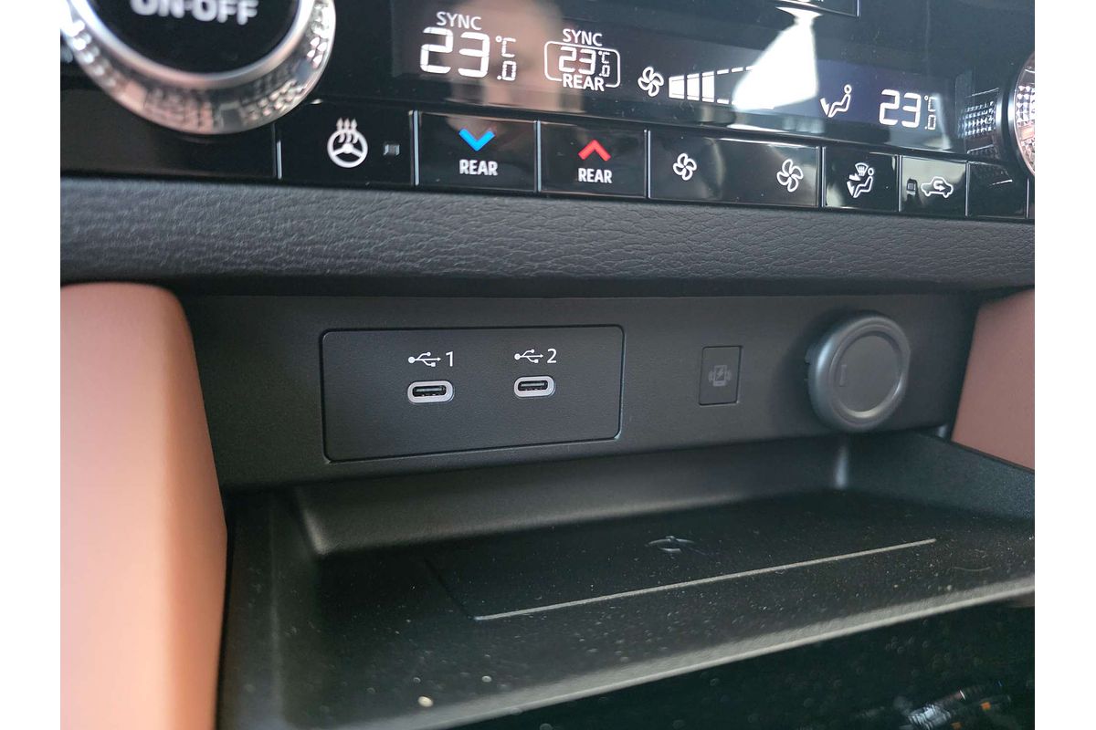 2025 Mitsubishi Outlander Exceed Tourer ZM
