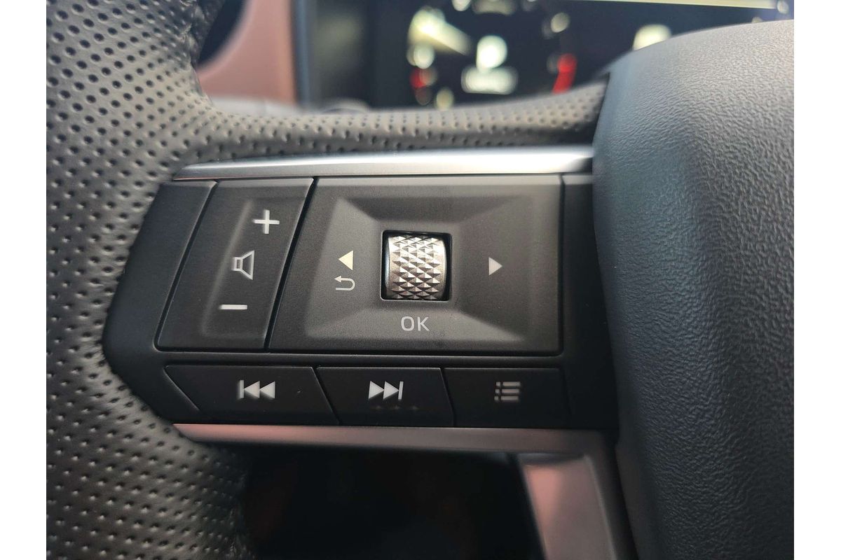 2025 Mitsubishi Outlander Exceed Tourer ZM
