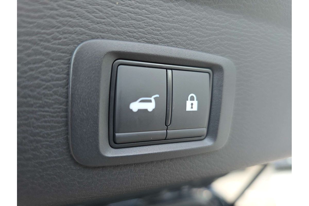 2025 Mitsubishi Outlander Exceed Tourer ZM
