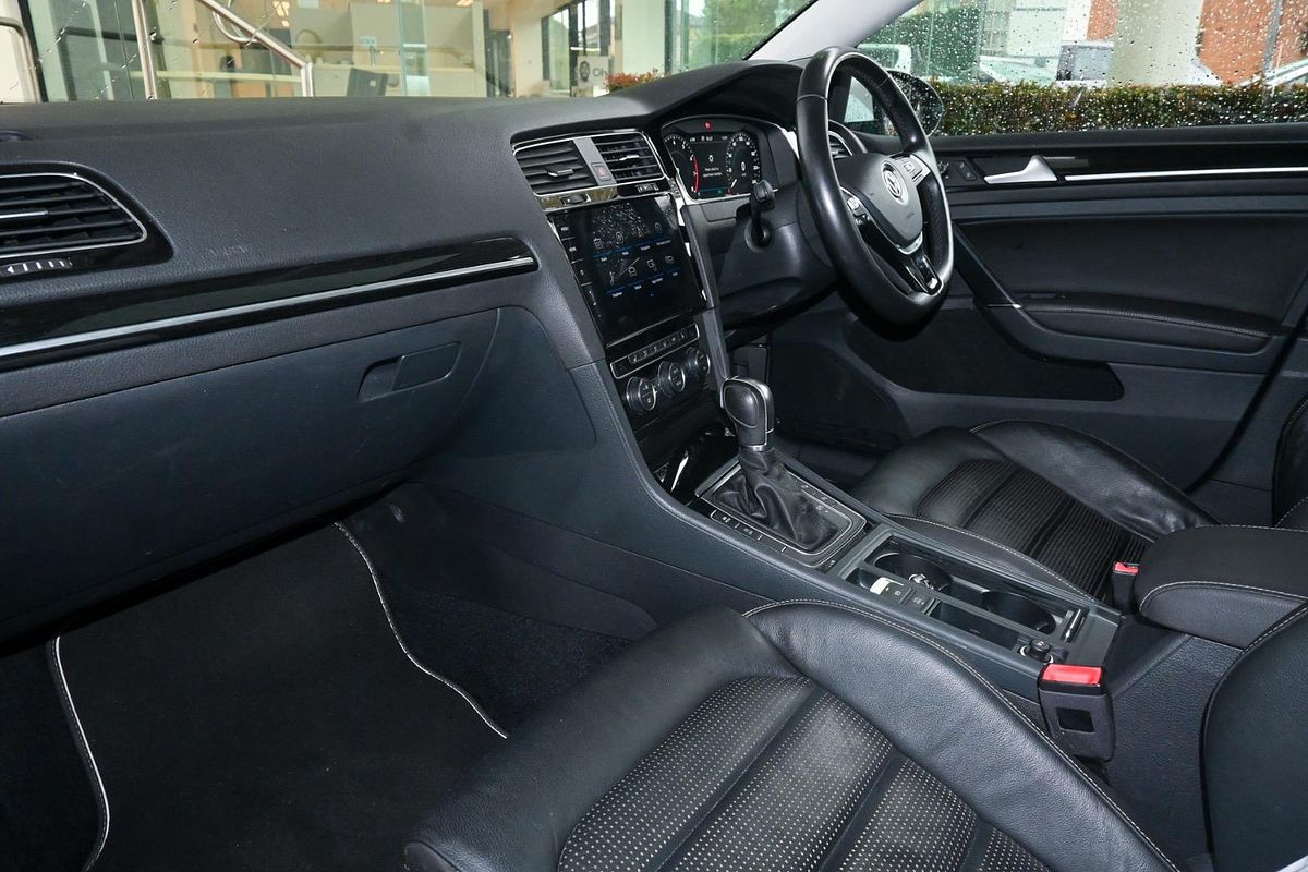 2017 Volkswagen Golf 110TSI Highline 7
