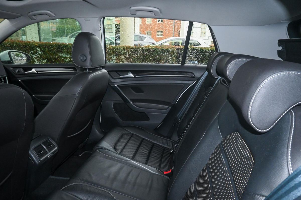 2017 Volkswagen Golf 110TSI Highline 7