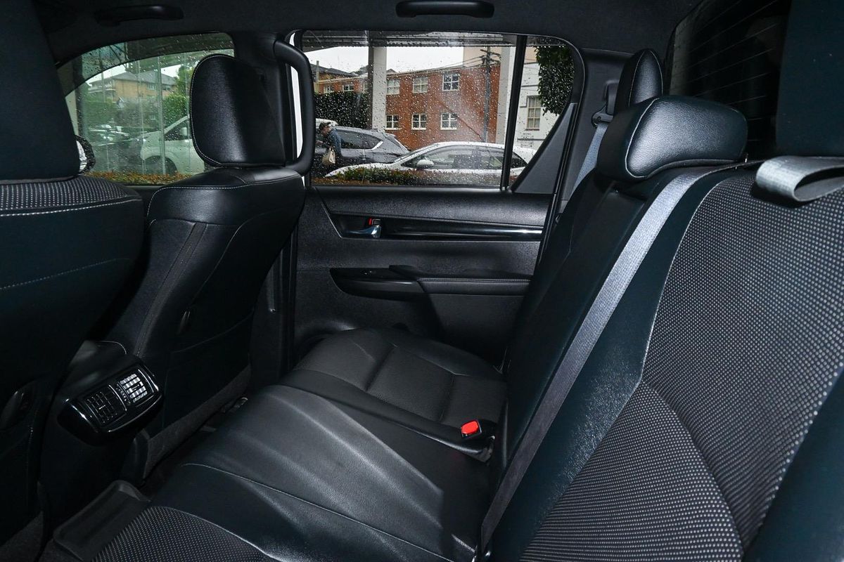 2018 Toyota Hilux Rugged X GUN126R 4X4