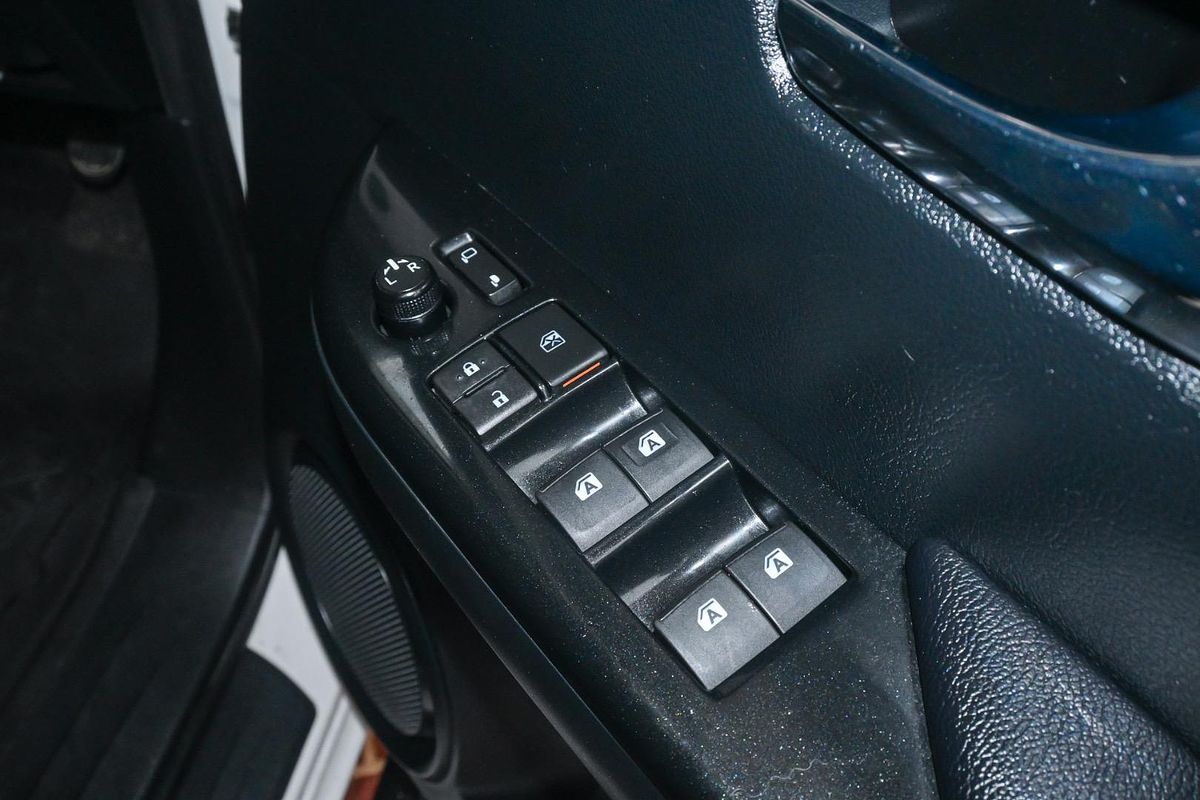 2018 Toyota Hilux Rugged X GUN126R 4X4