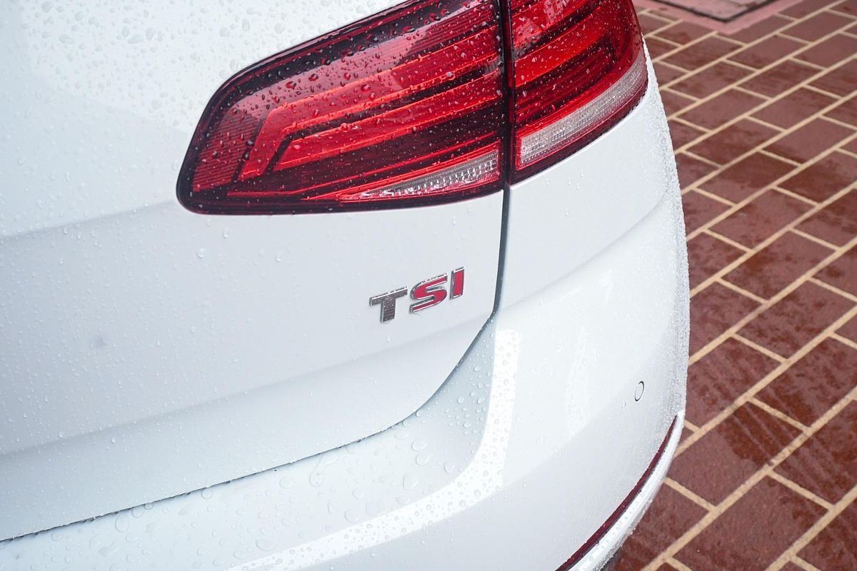 2017 Volkswagen Golf 110TSI Highline 7