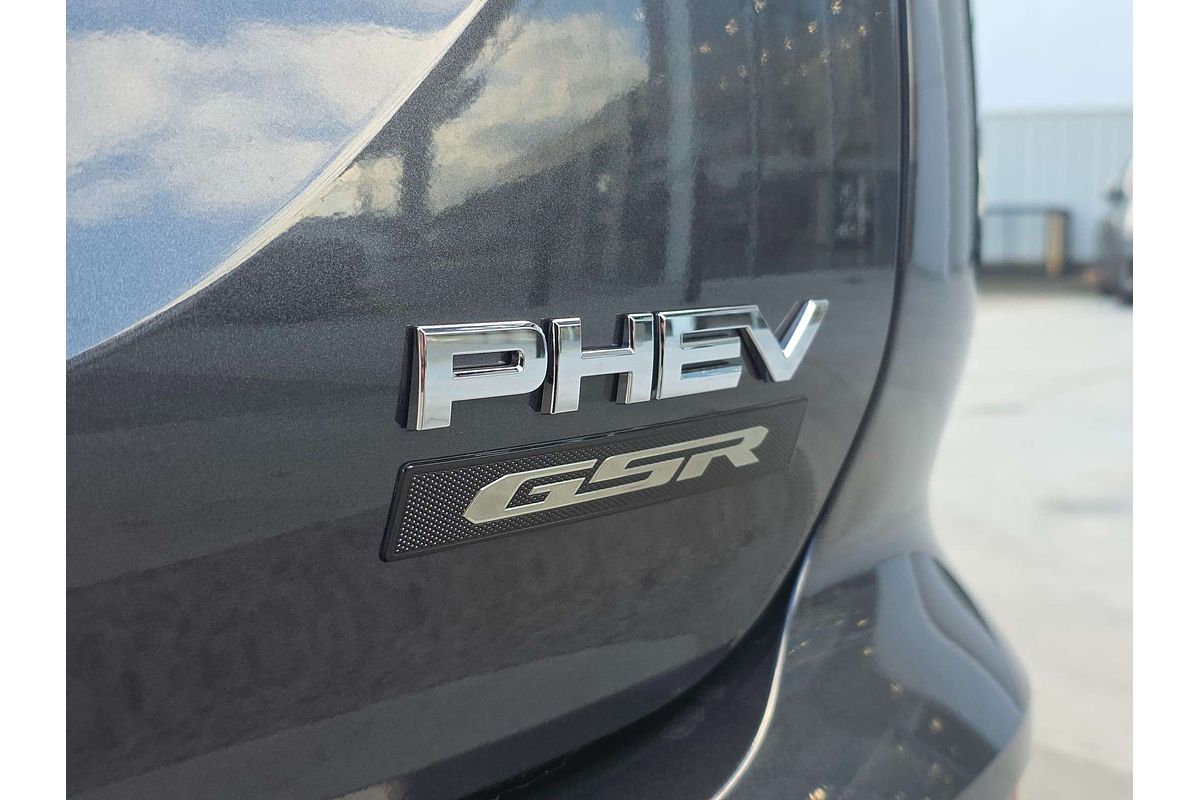 2025 Mitsubishi Outlander PHEV GSR ZM