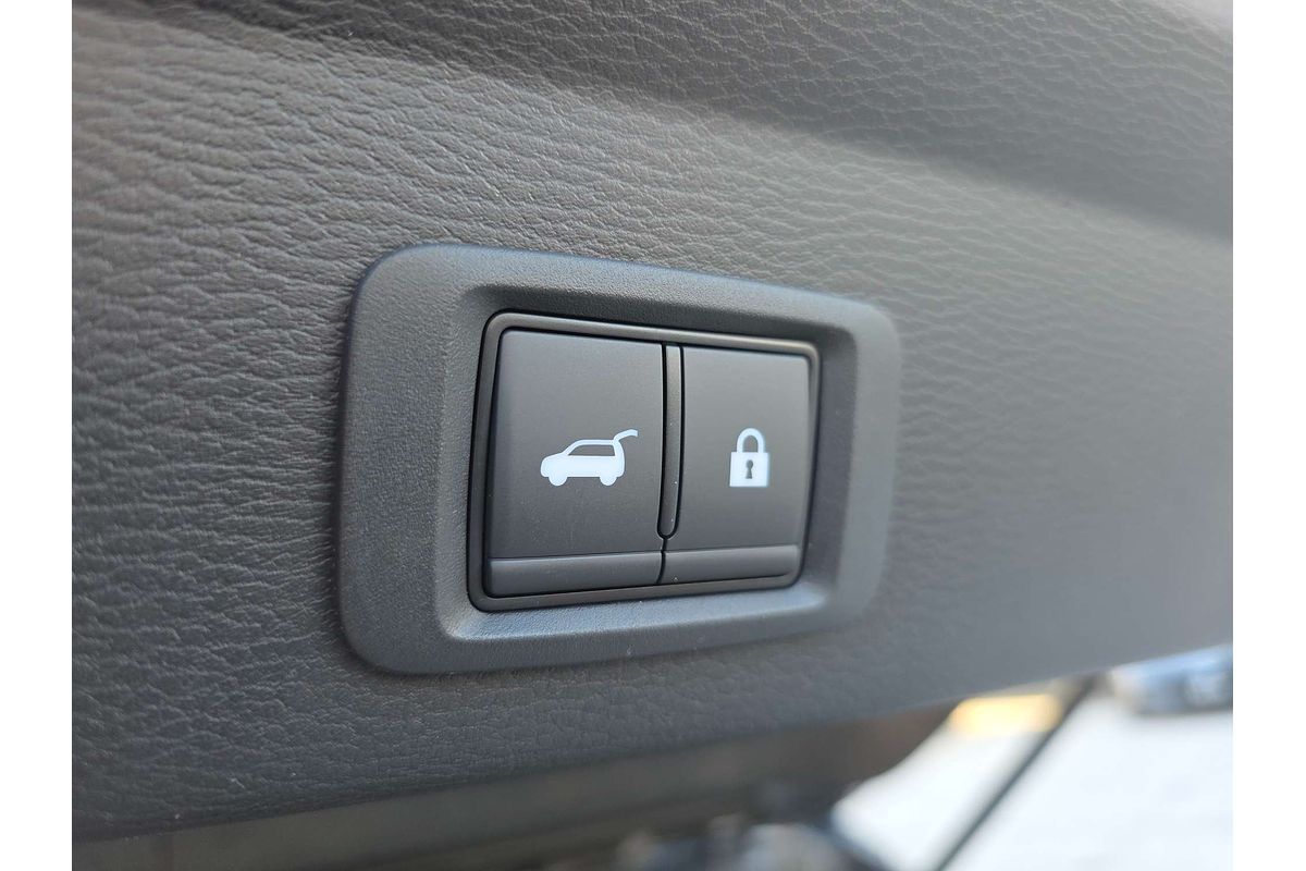 2025 Mitsubishi Outlander PHEV GSR ZM