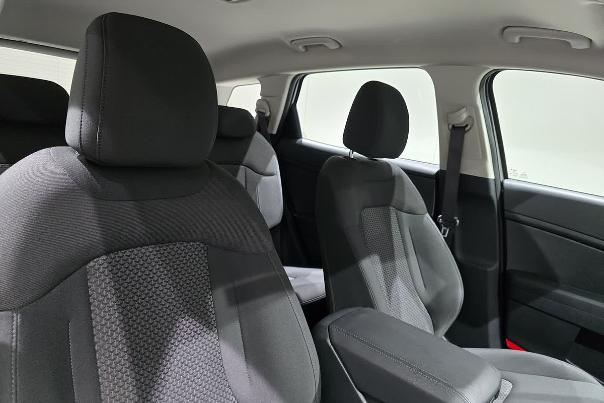 2024 Kia Sportage S NQ5