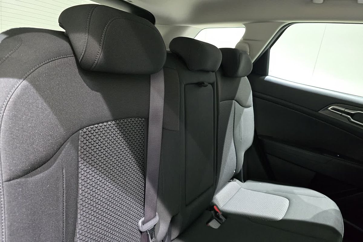 2024 Kia Sportage S NQ5
