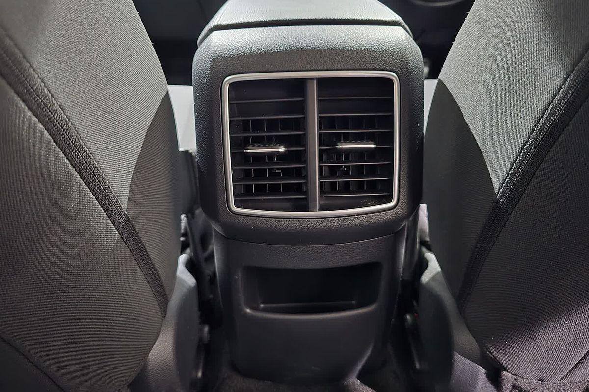 2024 Kia Sportage S NQ5