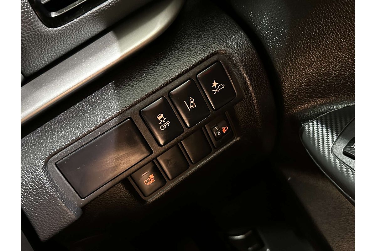 2024 Mitsubishi Eclipse Cross PHEV ES YB
