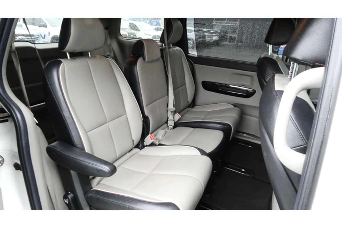 2019 Kia Carnival Platinum YP