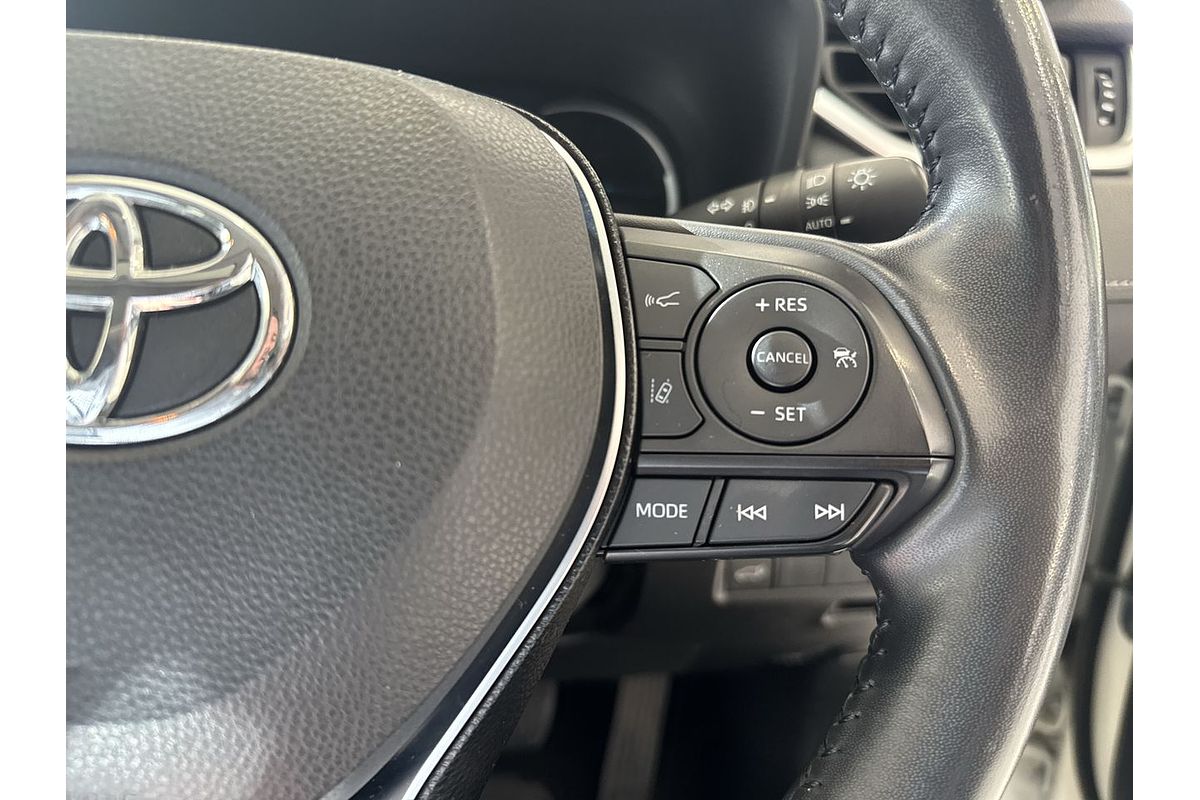 2020 Toyota RAV4 Cruiser AXAH54R
