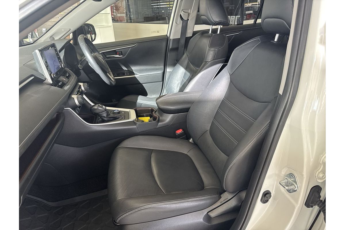 2020 Toyota RAV4 Cruiser AXAH54R