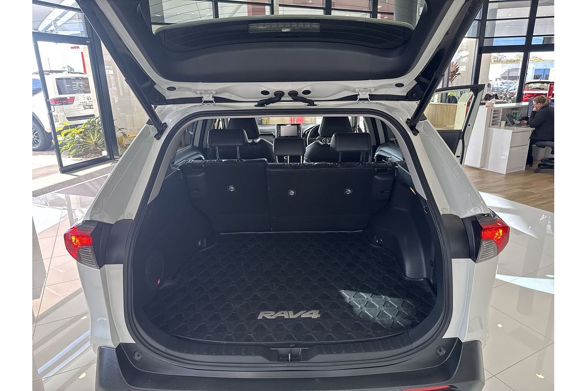 2020 Toyota RAV4 Cruiser AXAH54R