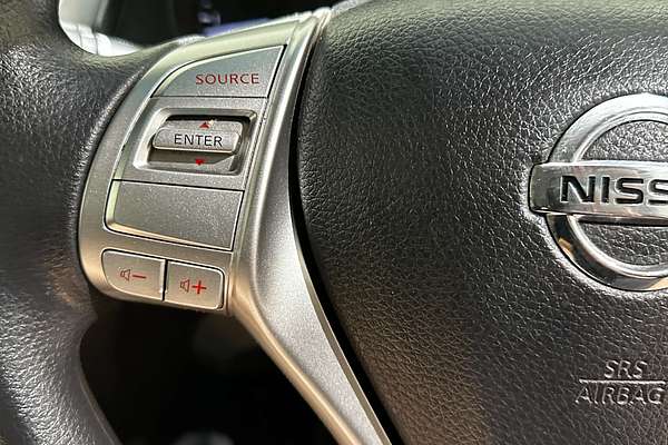 2017 Nissan Navara RX D23 Series 2 4X4