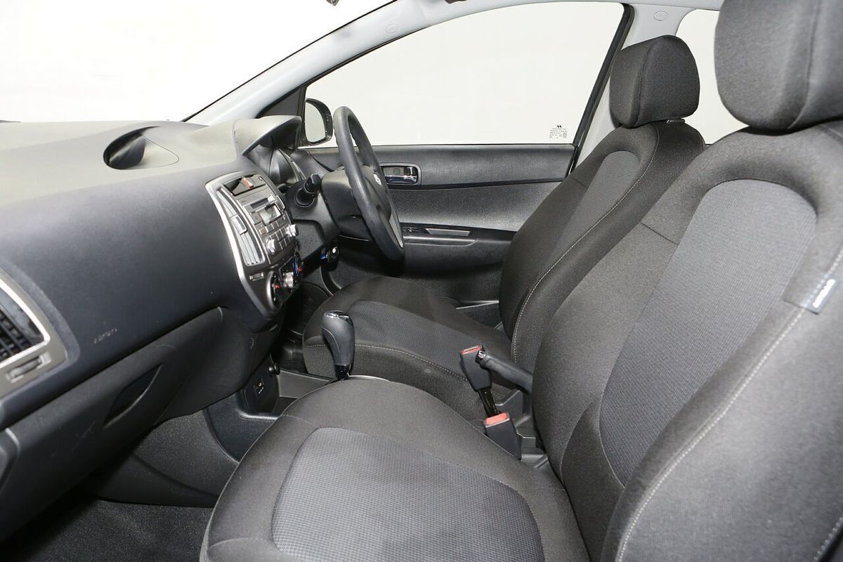 2013 Hyundai i20 Active PB
