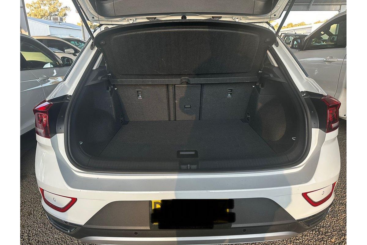 2023 Volkswagen T-Roc 110TSI Style D11