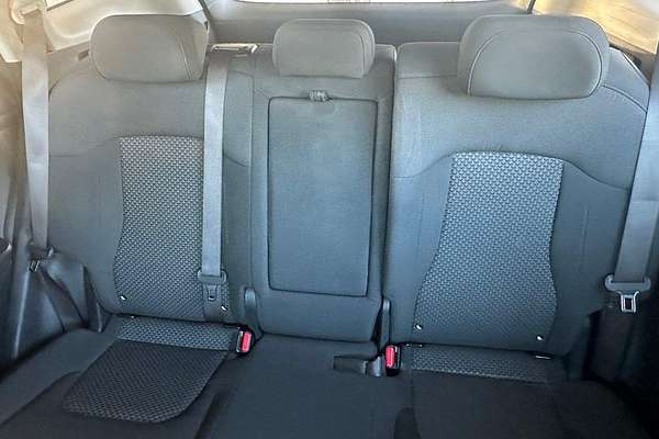 2022 Kia Sportage S NQ5