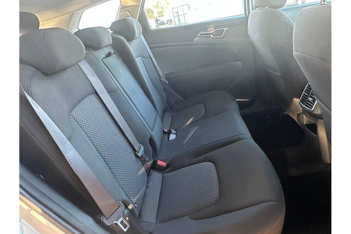 2022 Kia Sportage S NQ5