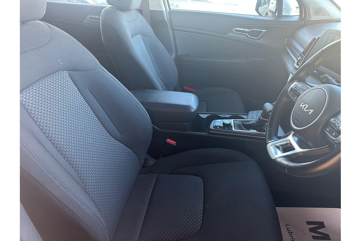 2022 Kia Sportage S NQ5