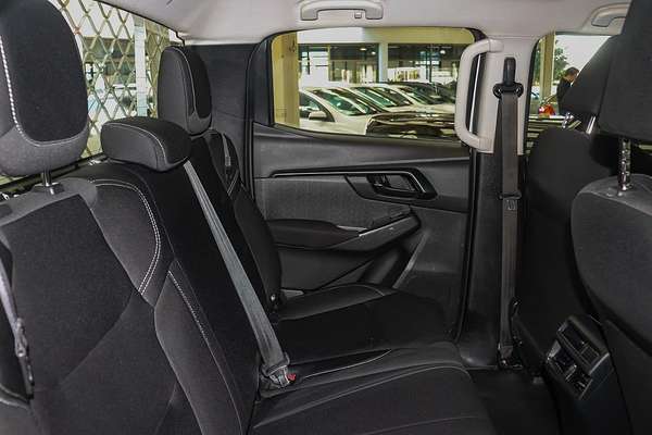 2021 Isuzu D-MAX SX 4X4