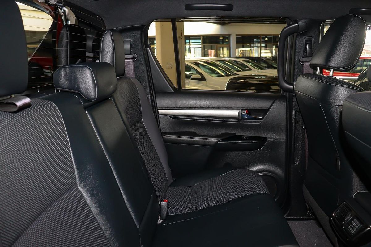 2024 Toyota Hilux Rogue 48V GUN126R 4X4