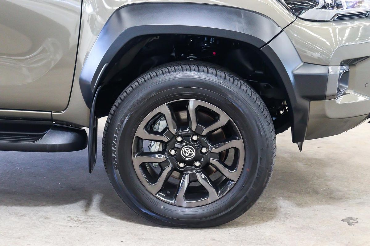 2024 Toyota Hilux Rogue 48V GUN126R 4X4