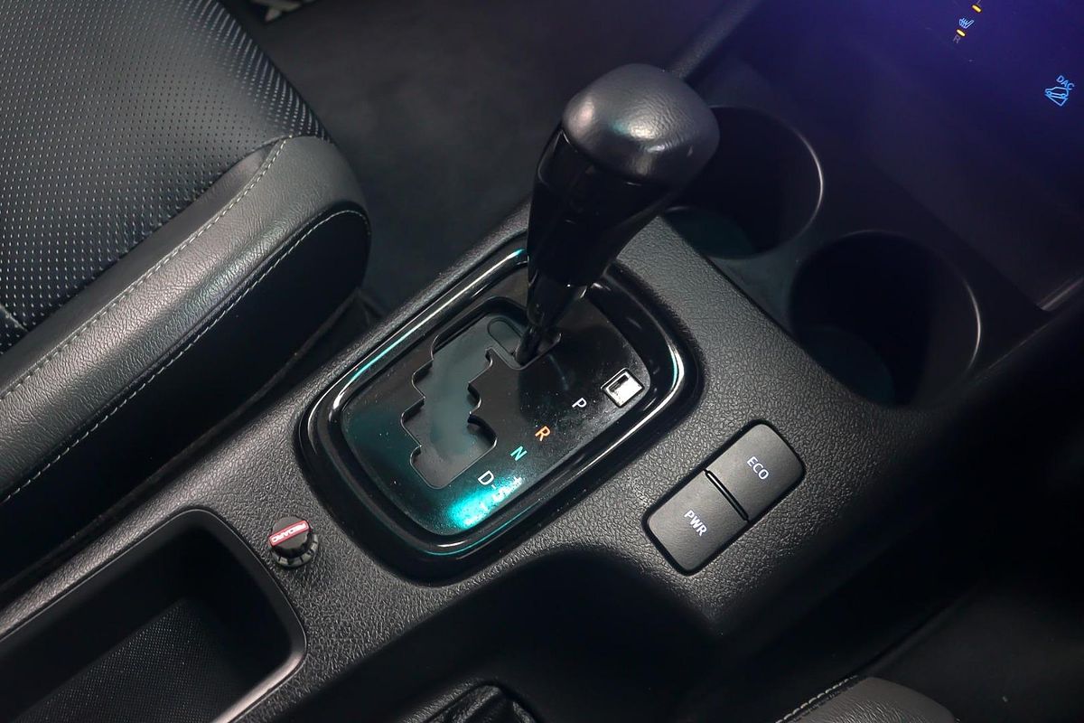 2024 Toyota Hilux Rogue 48V GUN126R 4X4
