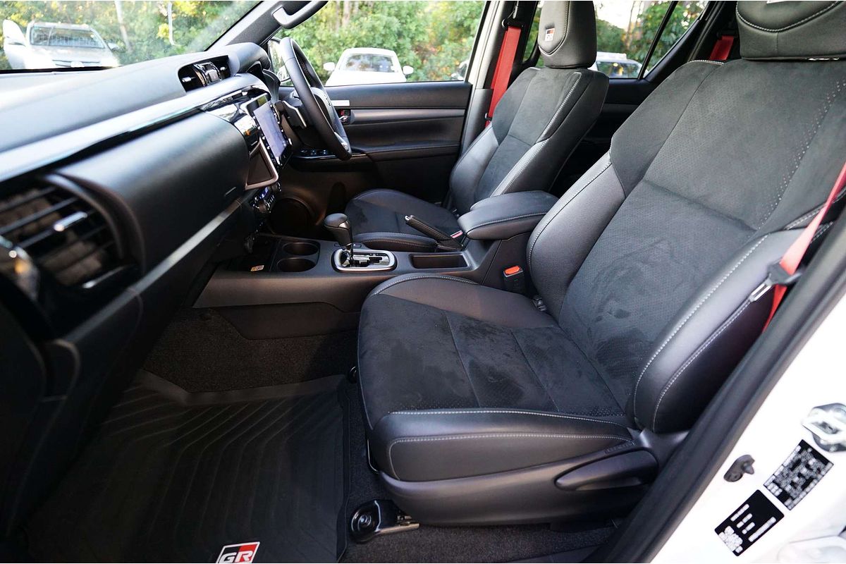 2024 Toyota Hilux 4x4 Hilux 4x4 GR-S 2.8L T Diesel Automatic Double Cab