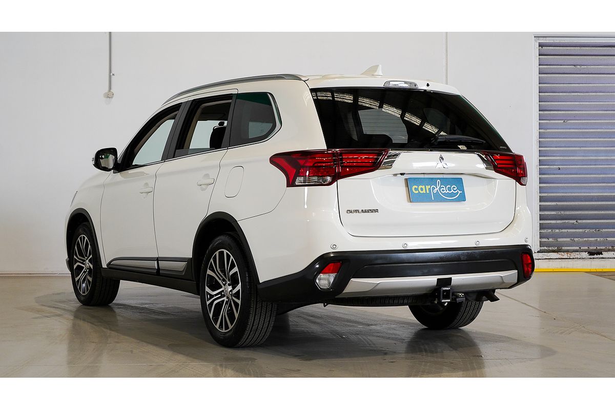2017 Mitsubishi Outlander LS Safety Pack ZK