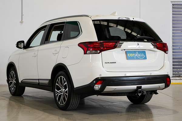 2017 Mitsubishi Outlander LS Safety Pack ZK