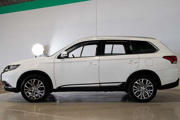 2017 Mitsubishi Outlander LS Safety Pack ZK