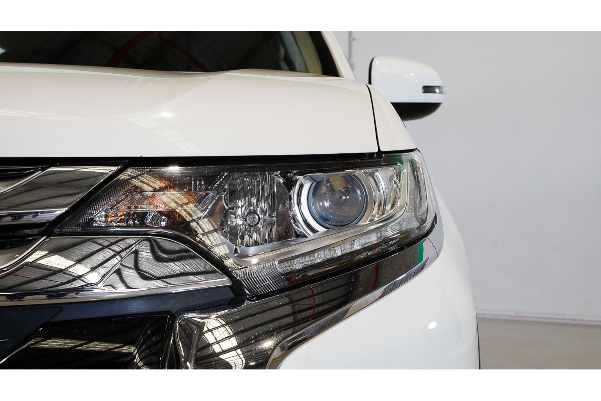 2017 Mitsubishi Outlander LS Safety Pack ZK